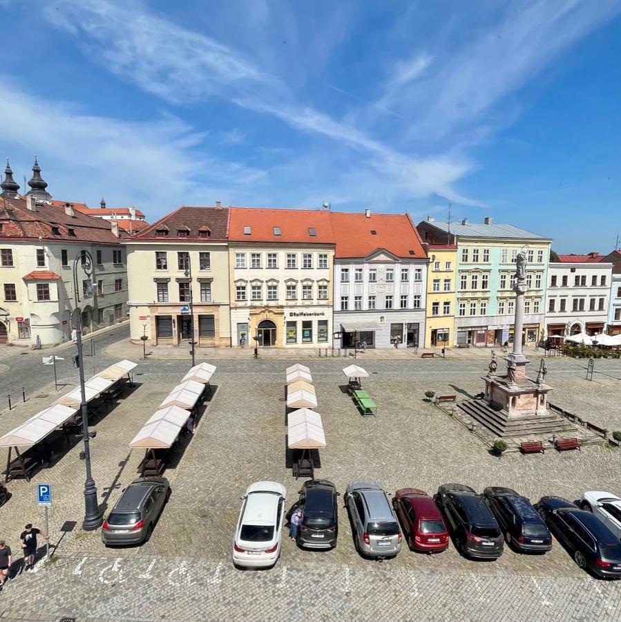 Palac Daun - Studio Apartments Znojmo Buitenkant foto